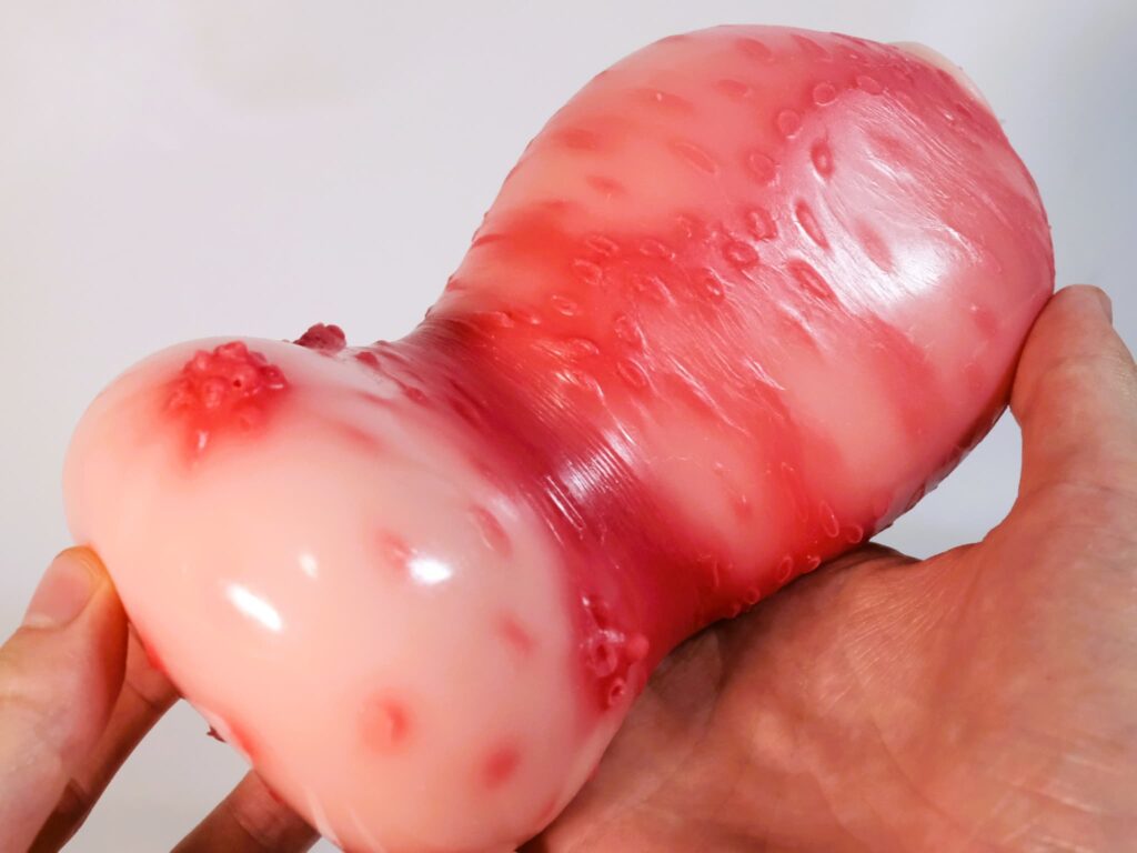 高大女子的一發注入W名器 的內部顆粒