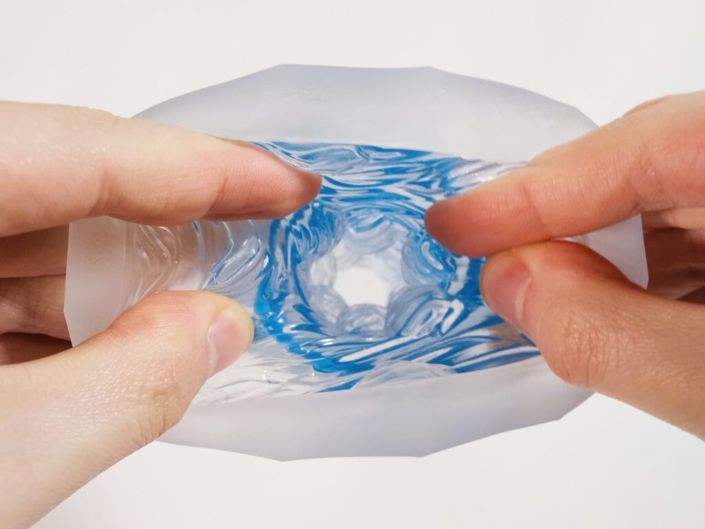把 TENGA SPINNER（スピナー） DX 01DROPS（ドロップス）掰開看看