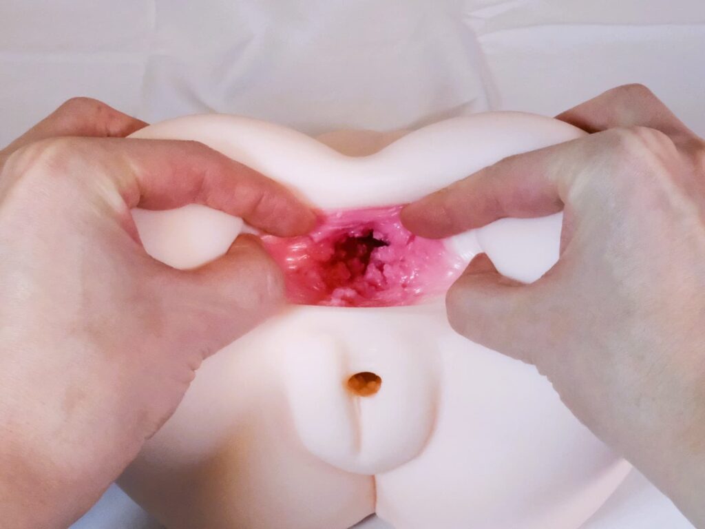 超真實的超真實的後庭穴撥開後的樣子