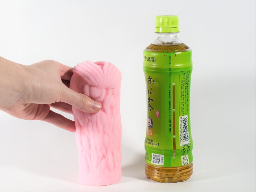 ぐちょ濡れ名器MONSTERキメラ 的尺寸感