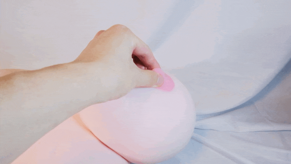 ぷにあなミラクル爆乳DX乳頭的硬挺感