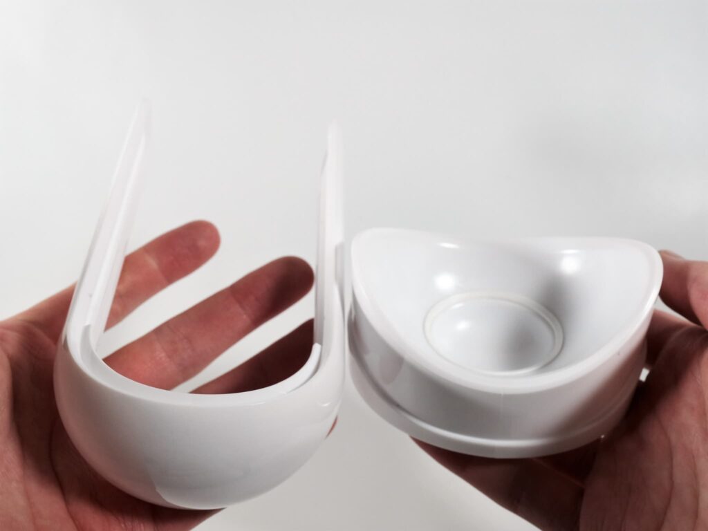 TENGA FLIP 0 (ZERO) GRAVITY [WHITE/細緻白] 的晾乾台座