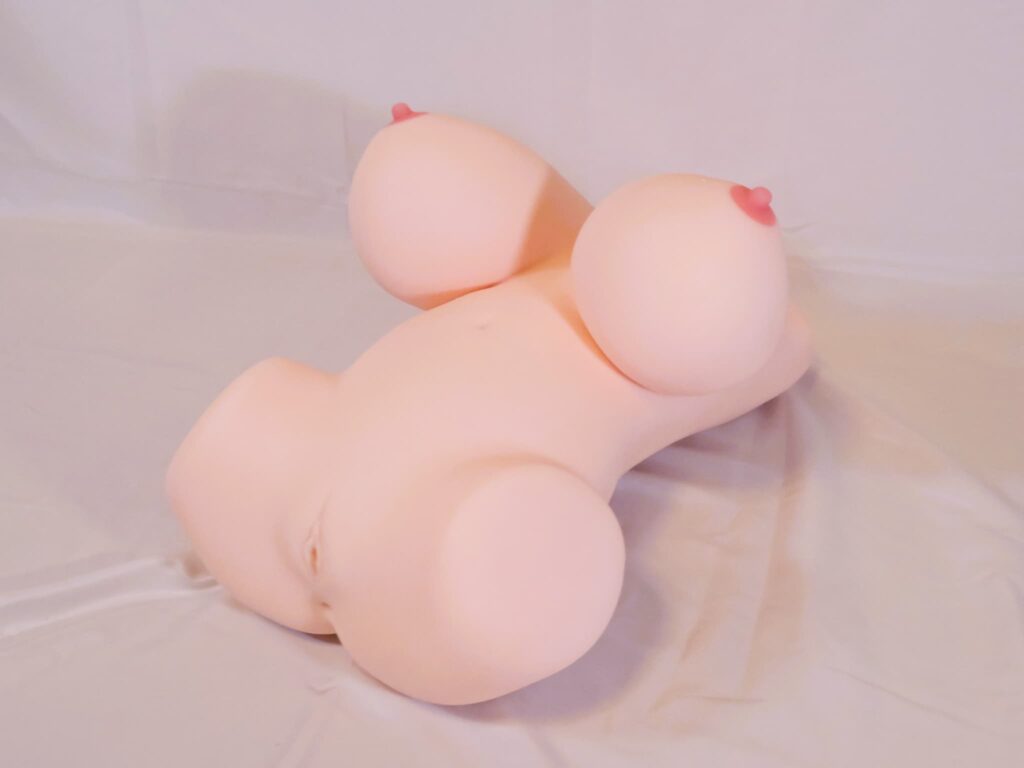 RealBody系列 超乳 北大路花音這款飛機杯