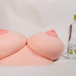 噗嚕嚕 天然巨乳的尺寸感