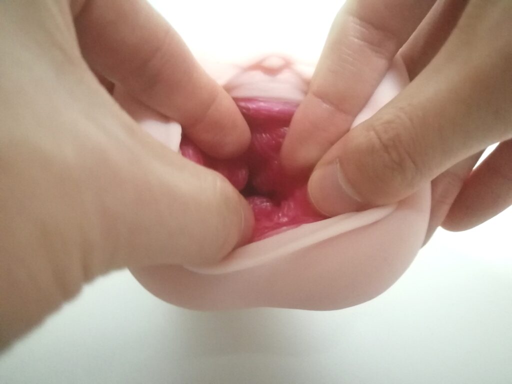 天下一穴是雙層結構