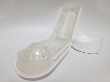 TENGA FLIP 0 白打開的樣子