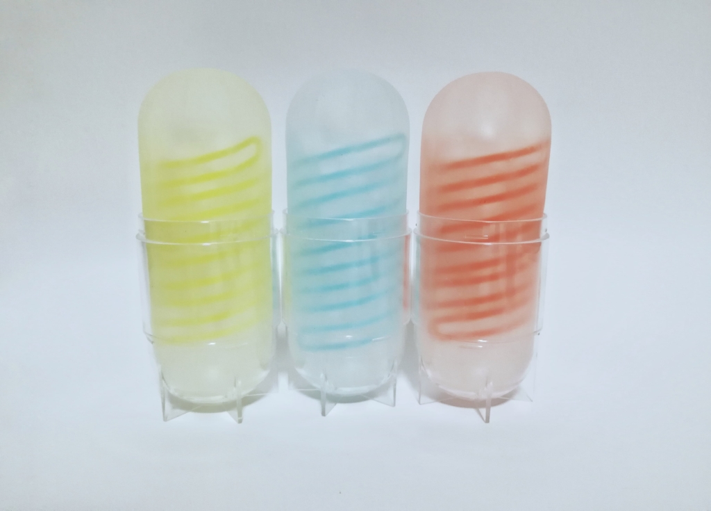 把 TENGA Spinner 3種全部晾起來