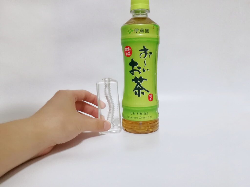 狹穴注意 尺寸感