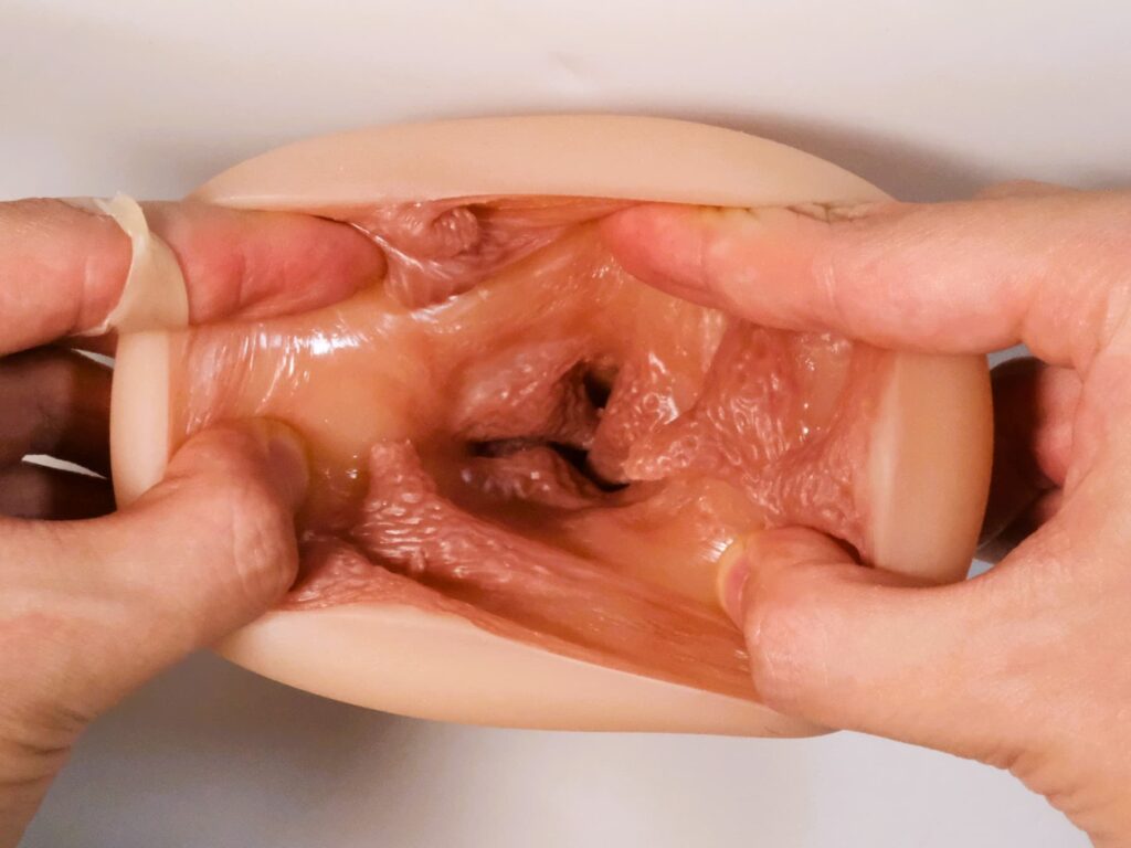 試著把むち圧パコひだ！！ギャルる～ん掰開看看