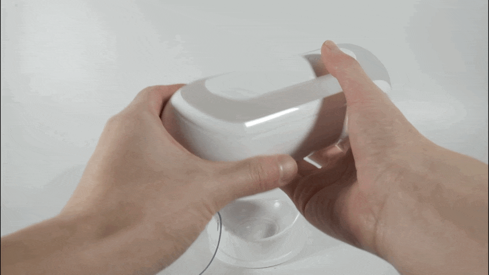TENGA FLIP 0 (ZERO) GRAVITY [WHITE/細緻白] 的打開方式