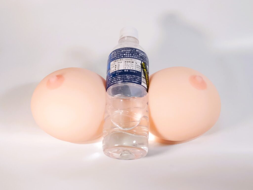 柔彈歐派放置款 SUPER SOFT的乳交