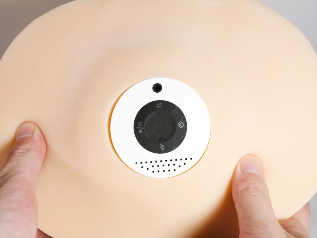 業界首創內建電動活塞的擬真飛機杯的遙控器