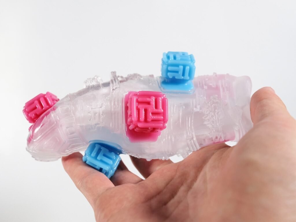 將TENGA Bobble Crazy Cubes テンガ ボブル クレイジーキューブズ翻面看看