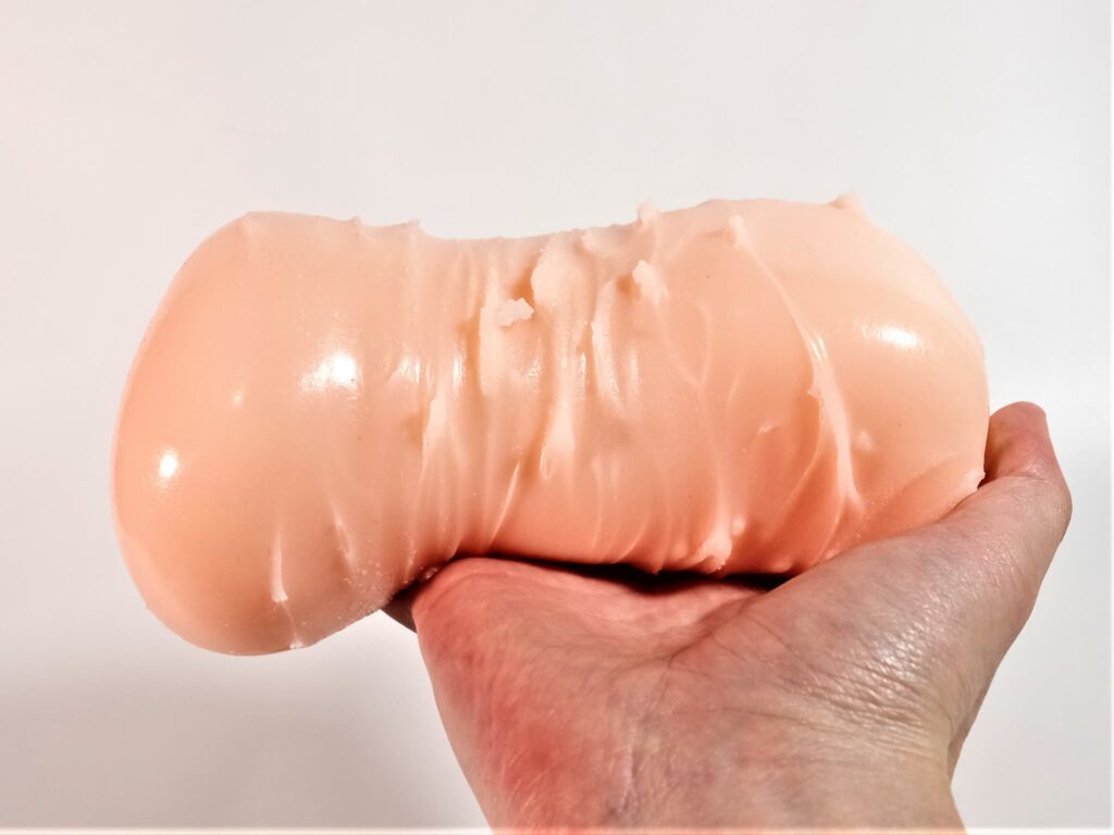 把AIが作った僕の彼女は極上名器翻過來看看